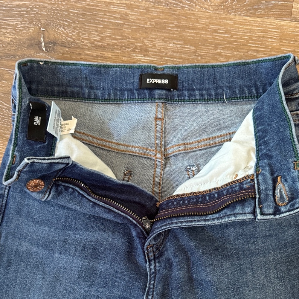 Express High rise flared Distressed Women's Jeans - Picture 2 of 7